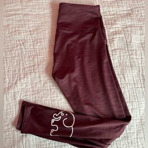 Ivory Ella Burgandy leggings, Medium